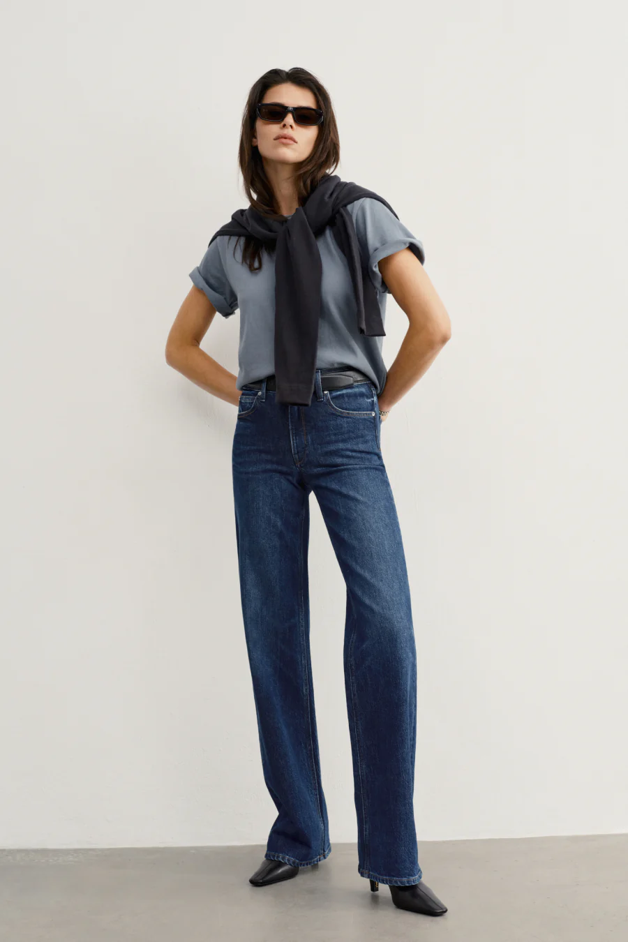 The Practice Tee - Image 68